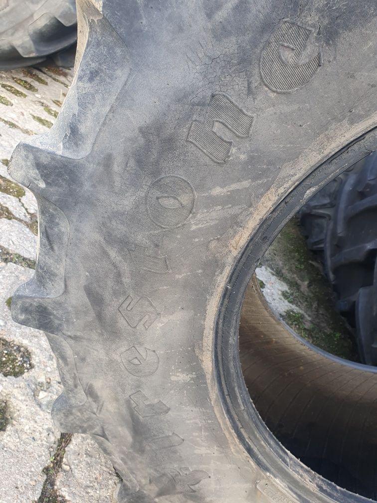 Opona 420/85r24 16.9r24 Firestone