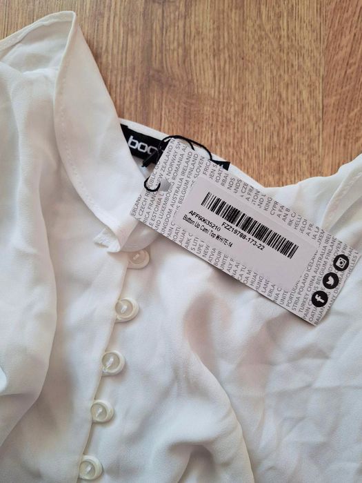 Новий білий жіночий топ boohoo