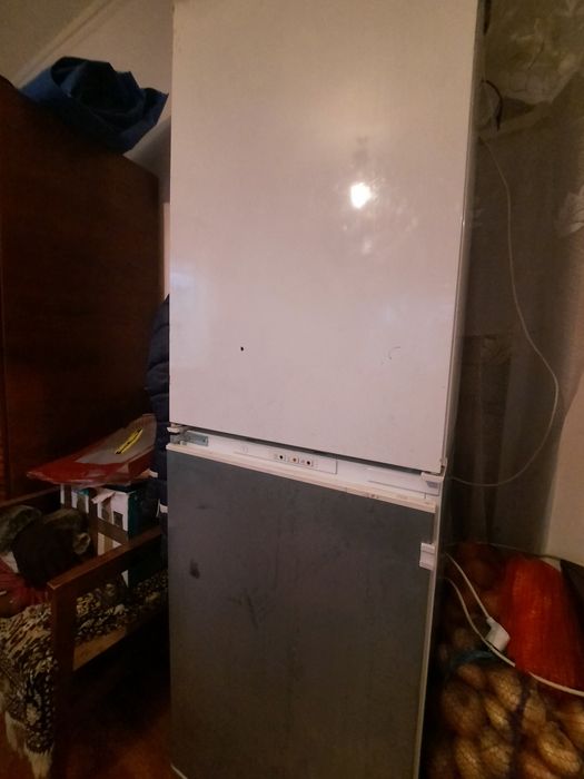 Холодильник морозілка zanussi.