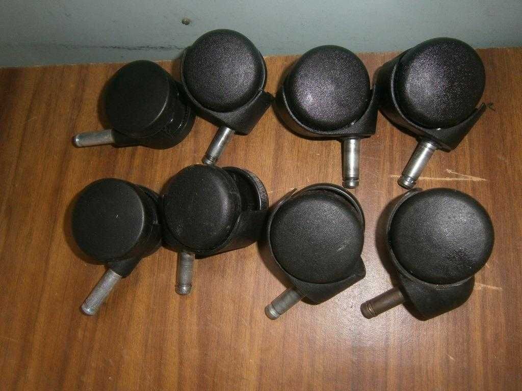 Колесики от офисного кресла