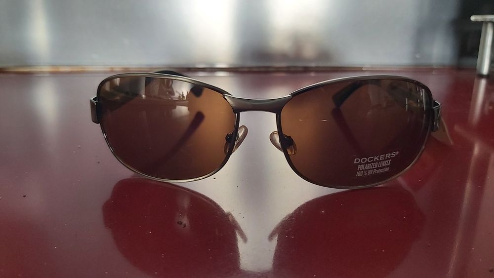 Óculos da Dockers Novos
