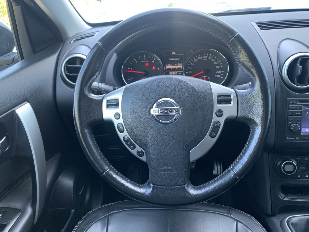 Nissan Qashqai 1.5 dci PureDrive // 140 mil kms// equipamento sport