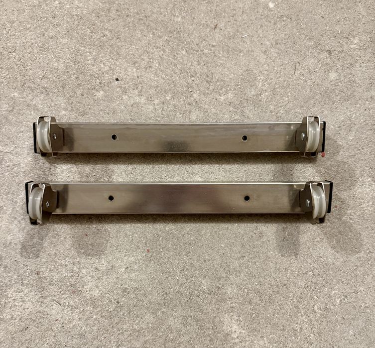 Estendal de parede Inox c/ 2 rodas