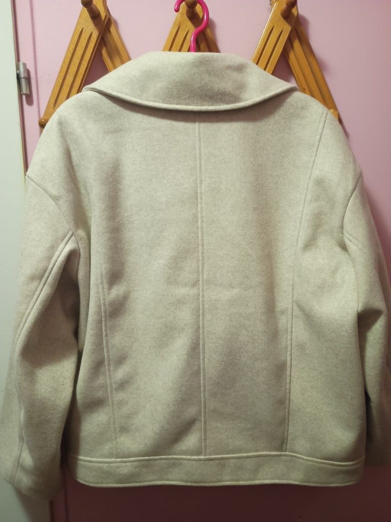 Sprzedam kurtkę damską przejściową oversize rozmiar M