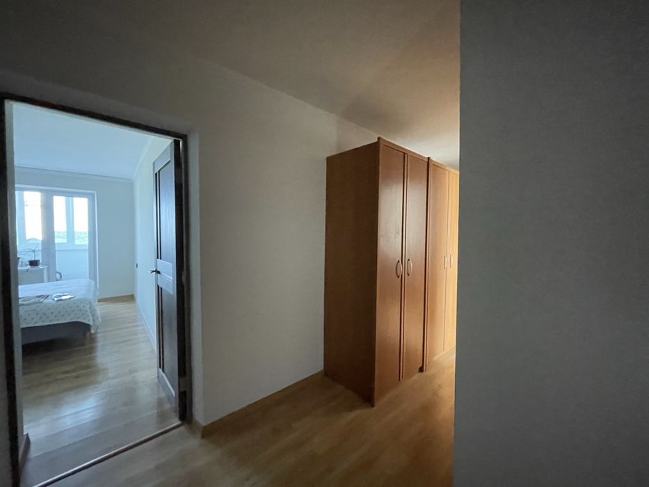 Продаж 3 кімнатної квартири в районі Чайки