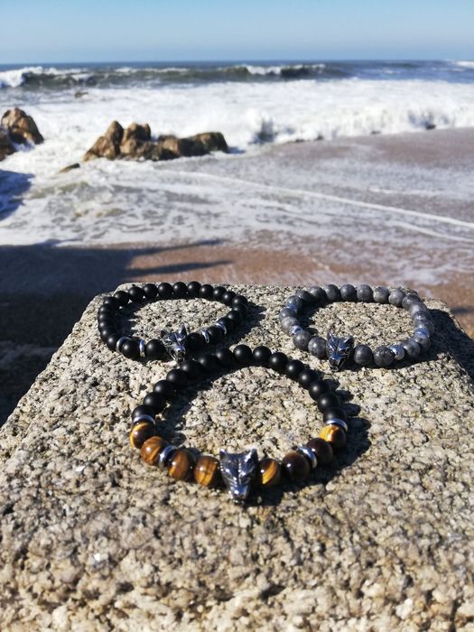 Pulseiras Masculinas Lobo com Pedras Naturais