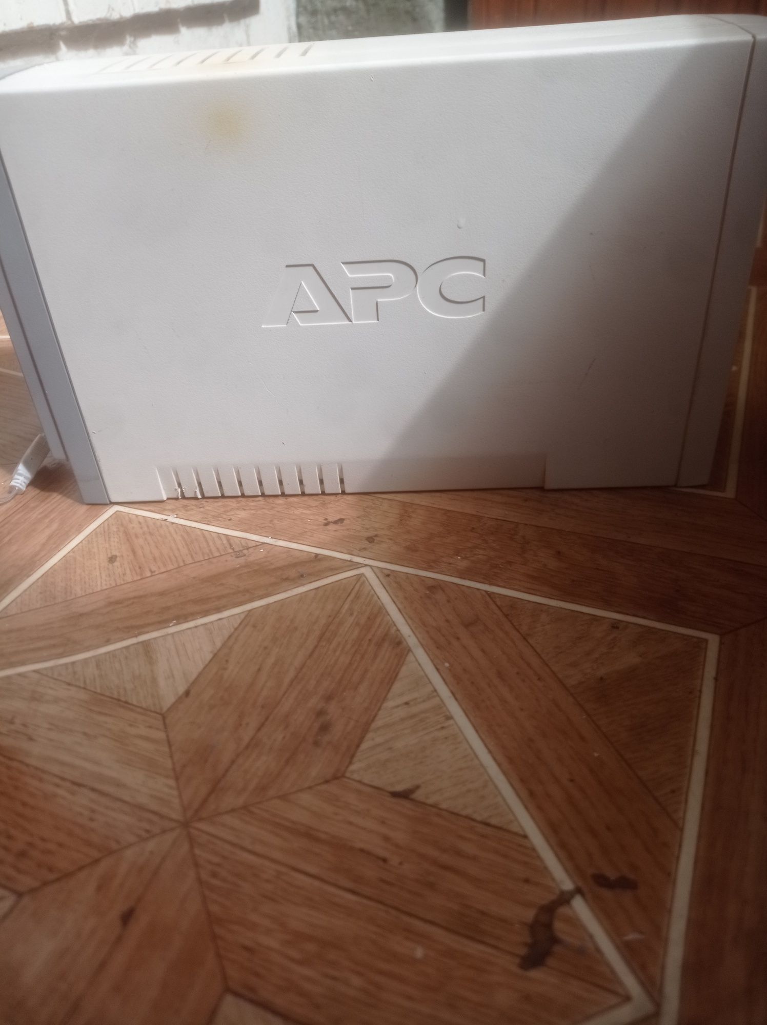 APC Back-ups 500