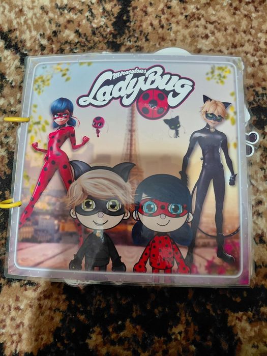 Книга дитяча тока бока ледi Баг