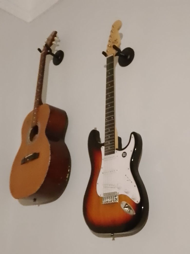 Продам електро гітару J8 Stratocaster (повну назву не пам'ятаю)
