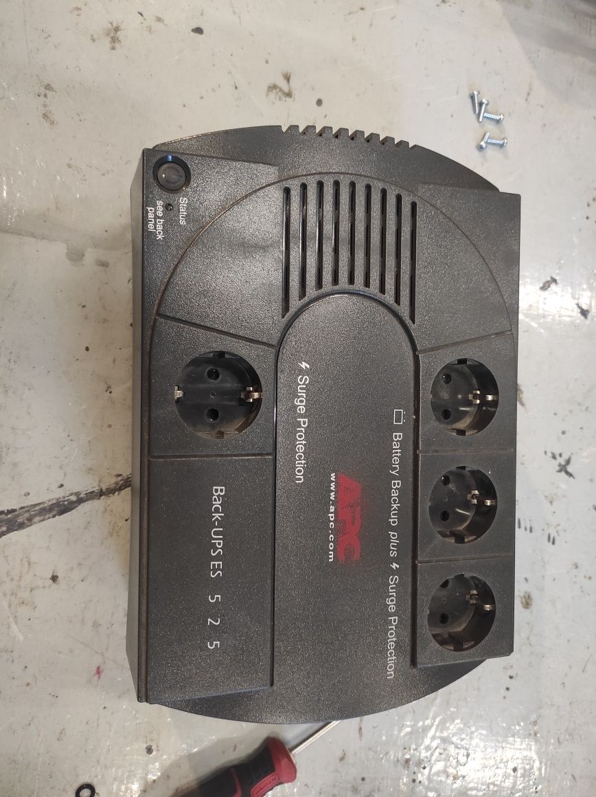 Плата от бесперебойника APC BE525