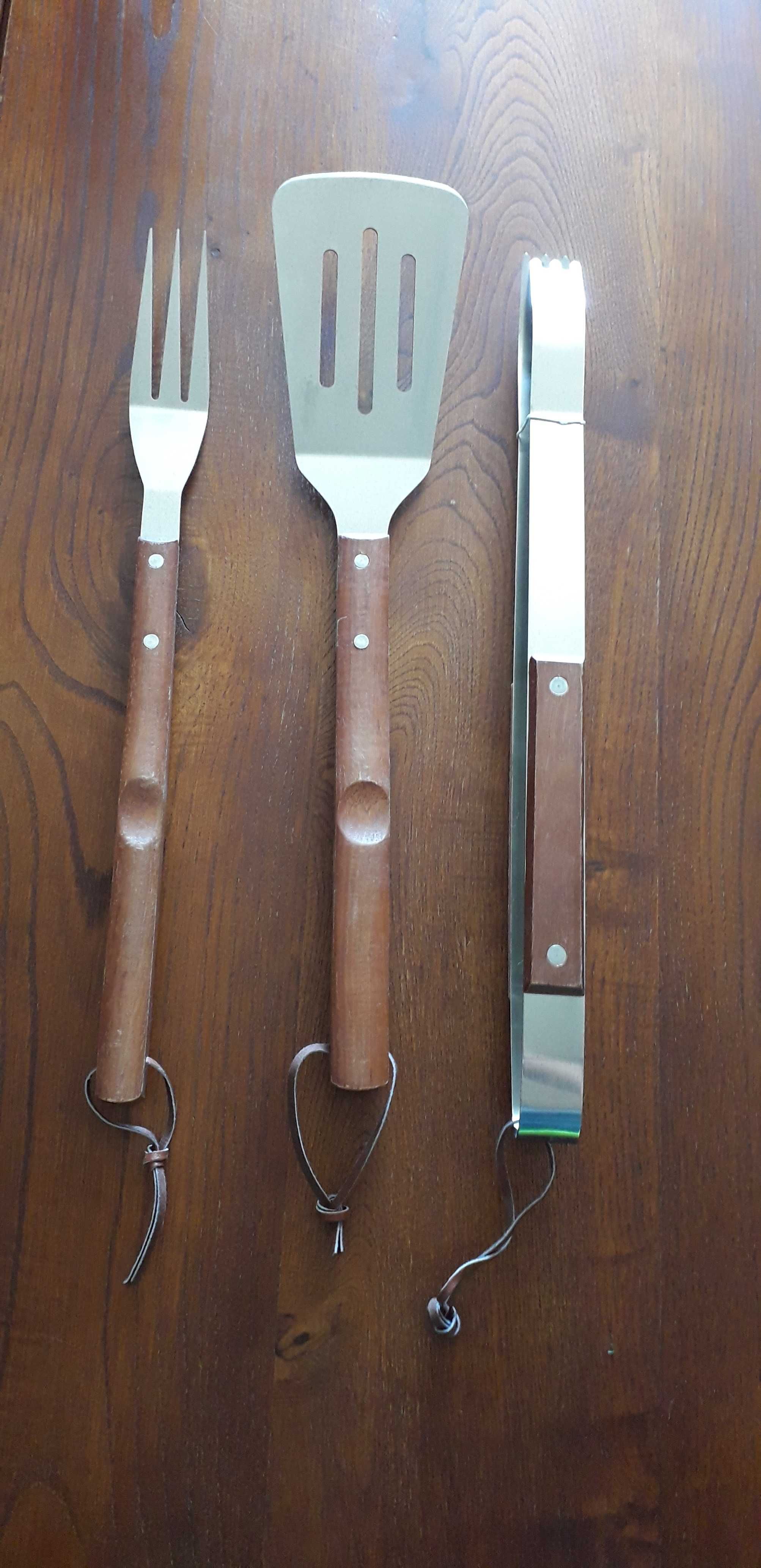 Utensílios para barbecue