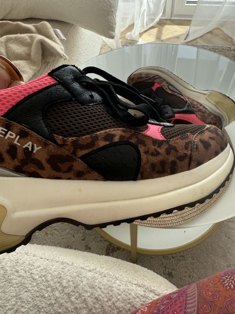 Sneakersy w panterke Replay r 39