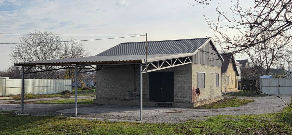 Будинок м. Кам'янське на лівому березі (Курилівка)