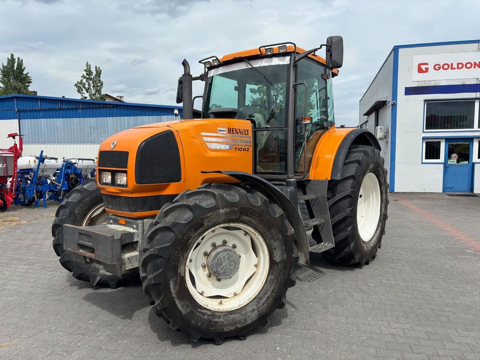 Renault Ares 710RZ  6 cylindrów 145KM klimatyzacja