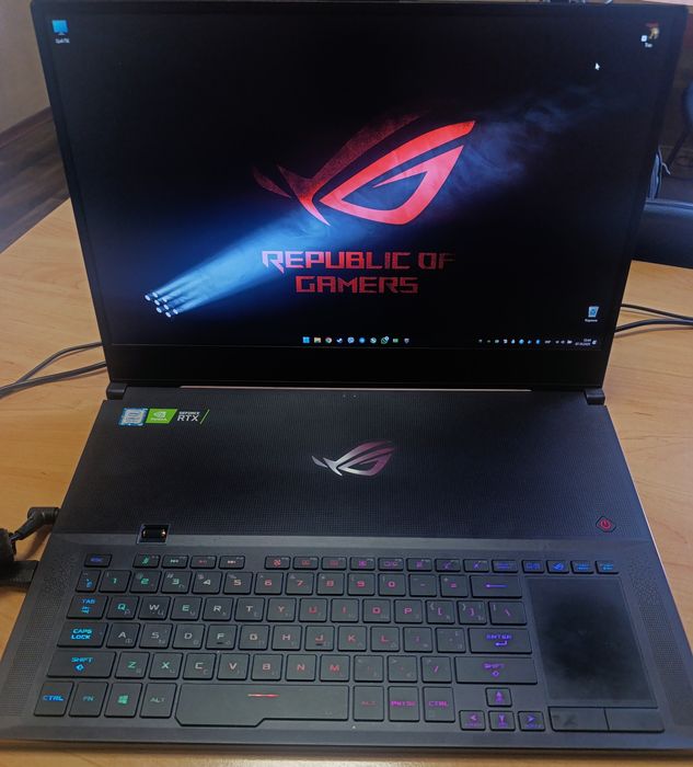 Ігровий ноутбук ASUS ROG Zephyrus S17 GX701GVR Metal / Rtx 2060