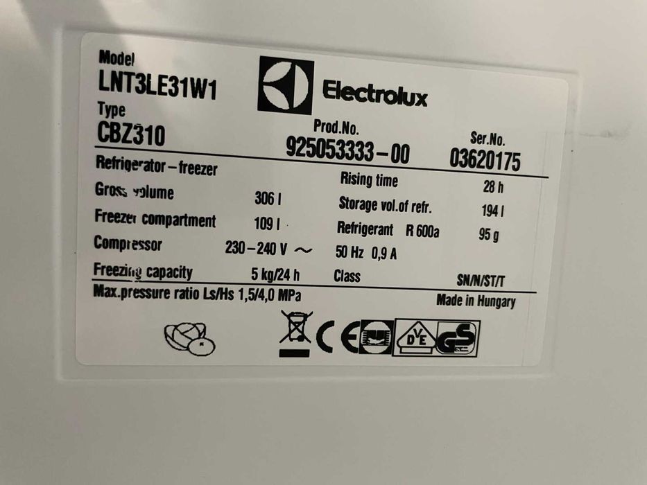 Холодильник швецької марки Electrolux LNT3LE31W1 магазин Технодом