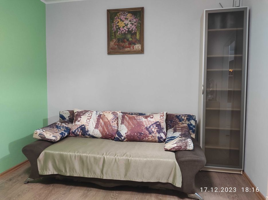 Сдам квартиру посуточно в начале Слобожанского(пр Правды)