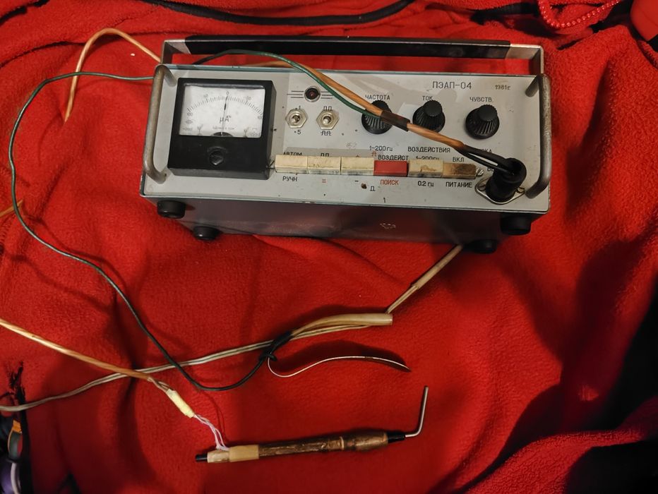 Пристрій на зображенні — це ПЗАП-04, або "Прилад для заміщення апарату