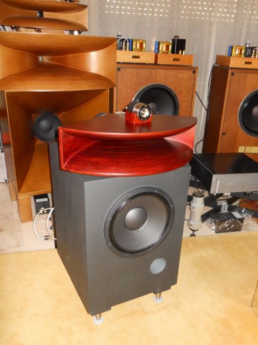 Colunas "Lesnikov Acoustics" Small Monitor