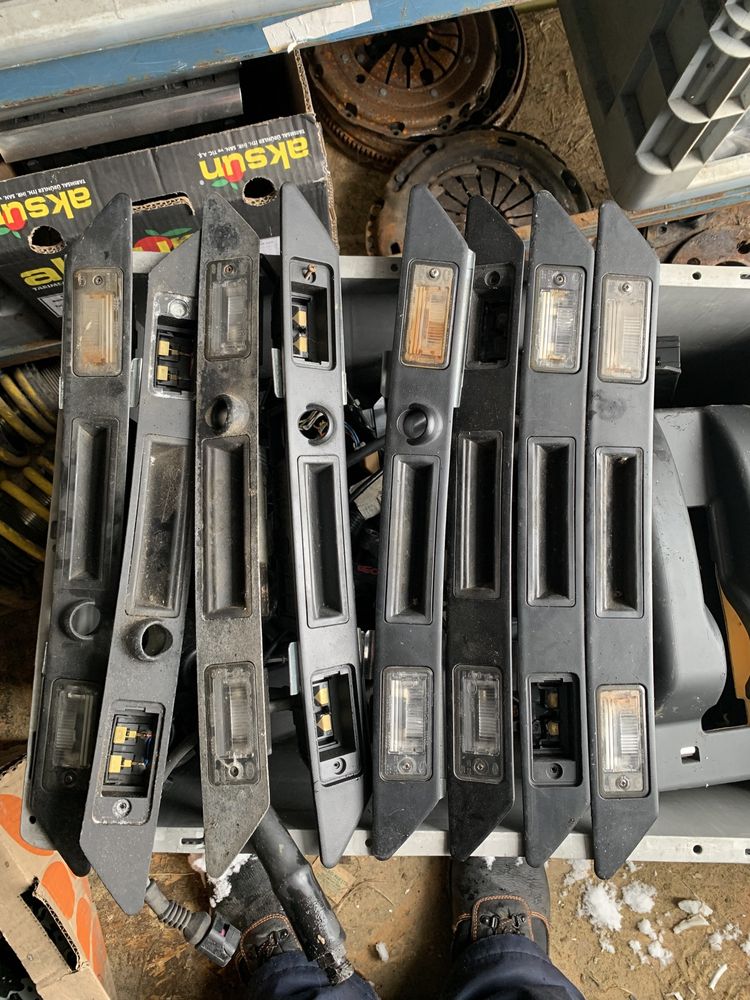 AUDI A4 B6 B7 A3 8P A6 C6 blenda klapy oświetlenie tablicy rejestracji