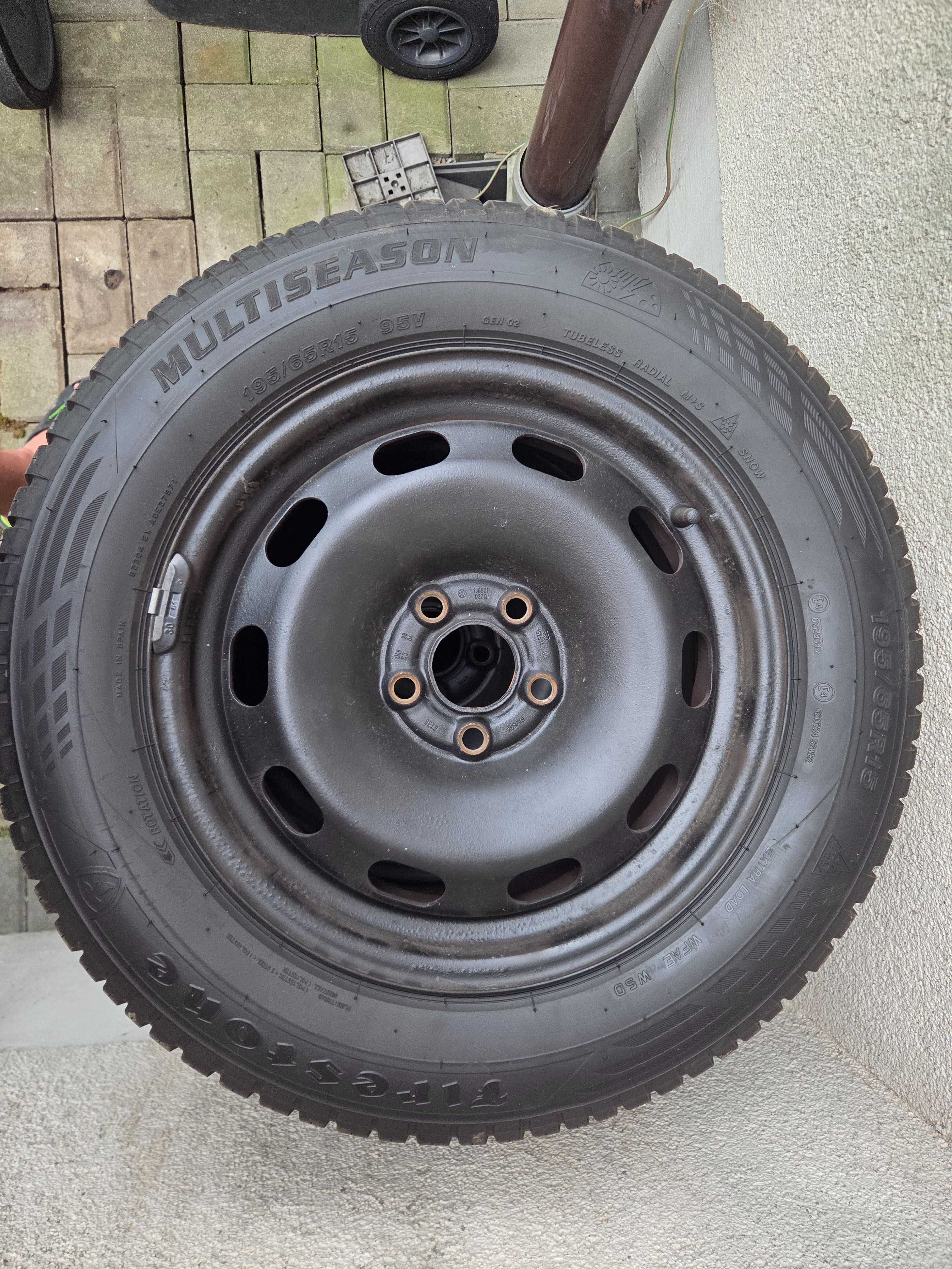 195/65/15 Firestone całoroczne