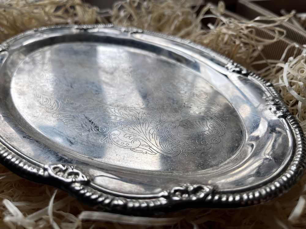 Zestaw srebrny platerowane kieliszki tace i dzbanuszki stare