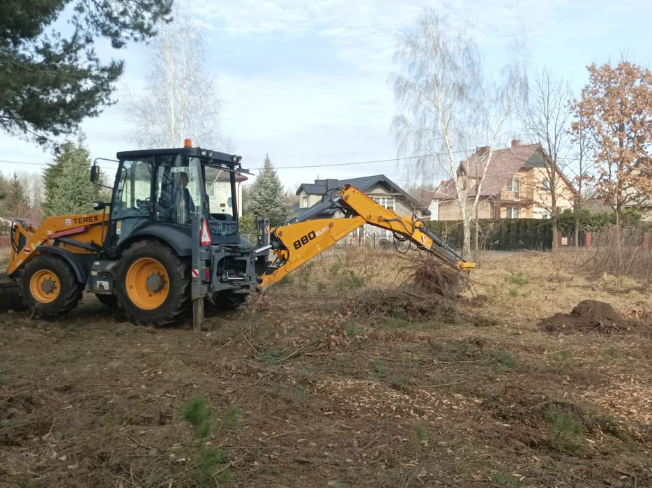 Usługi  koparko-ładowarką ,rębakiem oraz wywrotką 3,5t