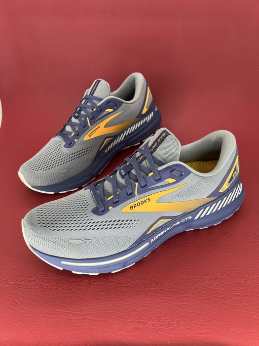 Кросівки 46,5р.  Brooks Adrenaline GTS 23