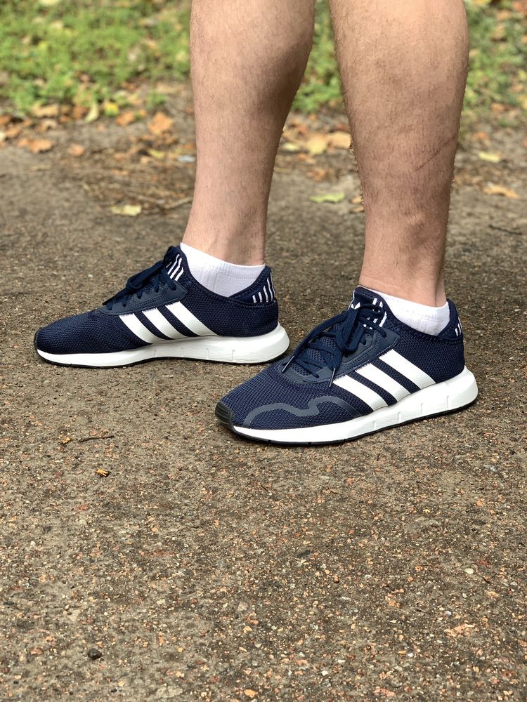 Кроссовки adidas swift run