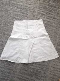 Spódnica damska biała ecru wzór kwiatowy za kolano rozmiar 38 M lato