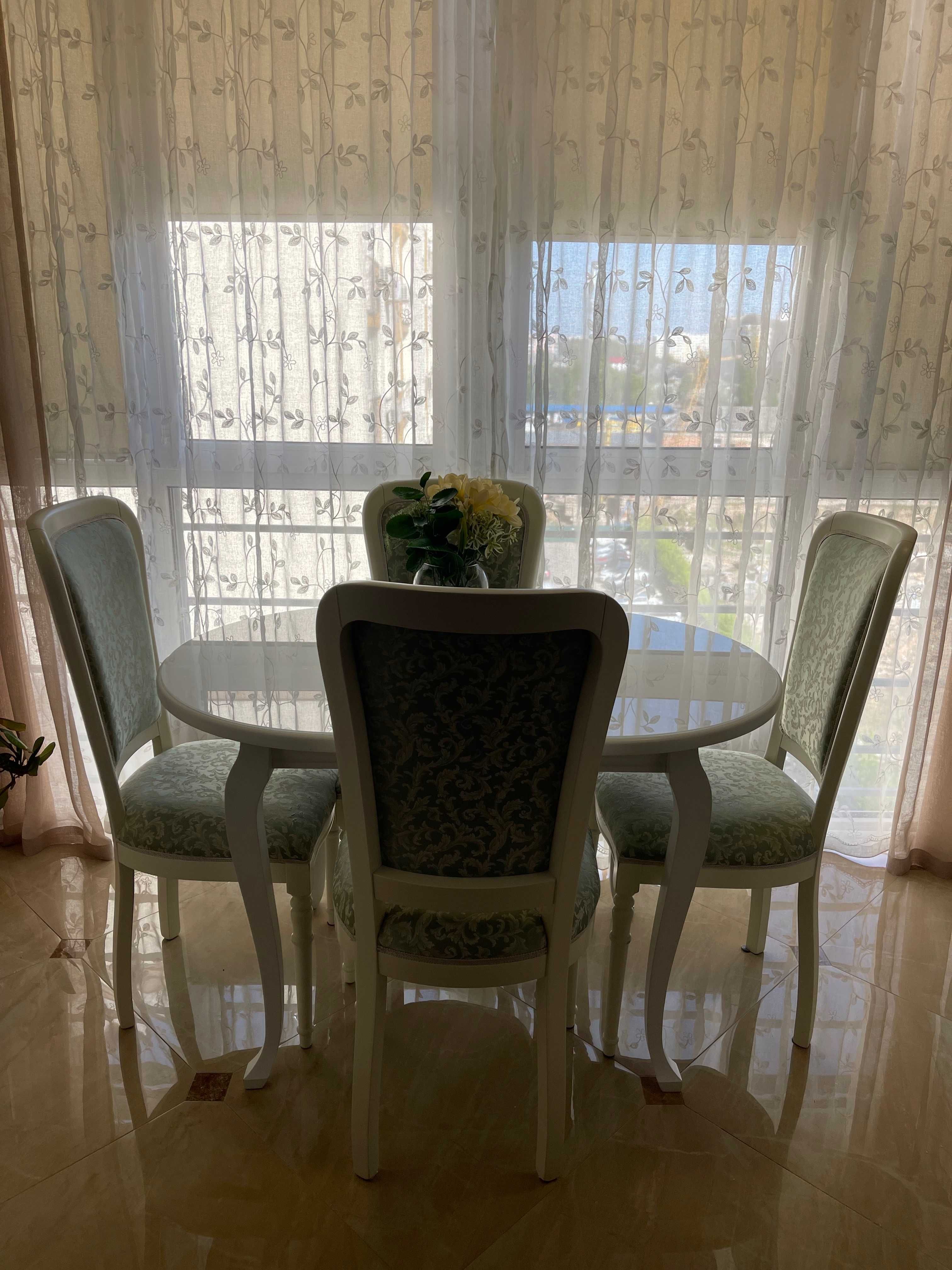 Пропоную 4 стільця Prestige Avorio Vanessa италия