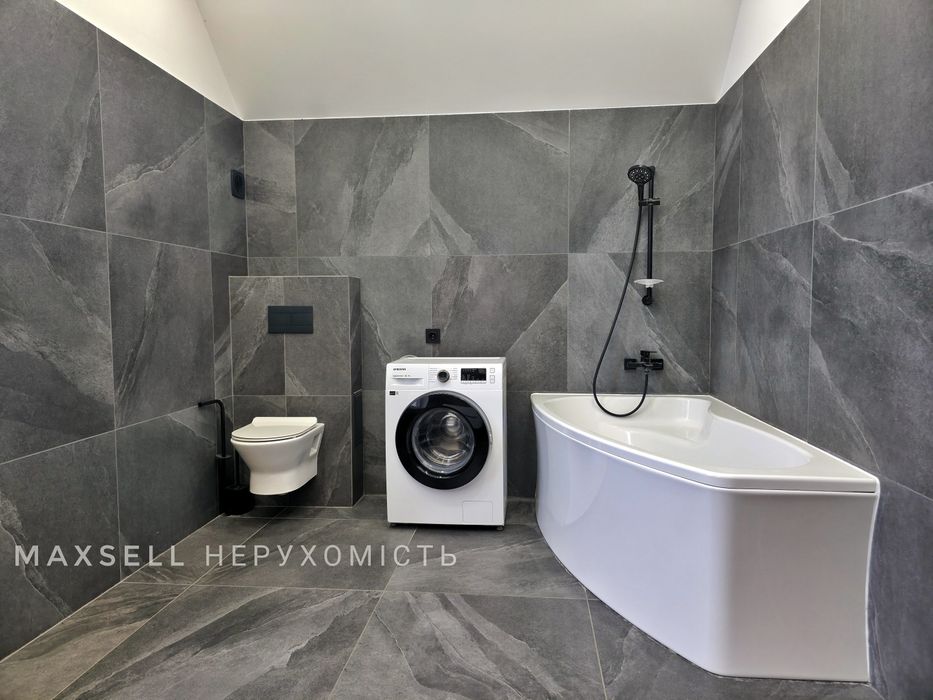 Сучасний будинок з новим ремонтом на Косівщині