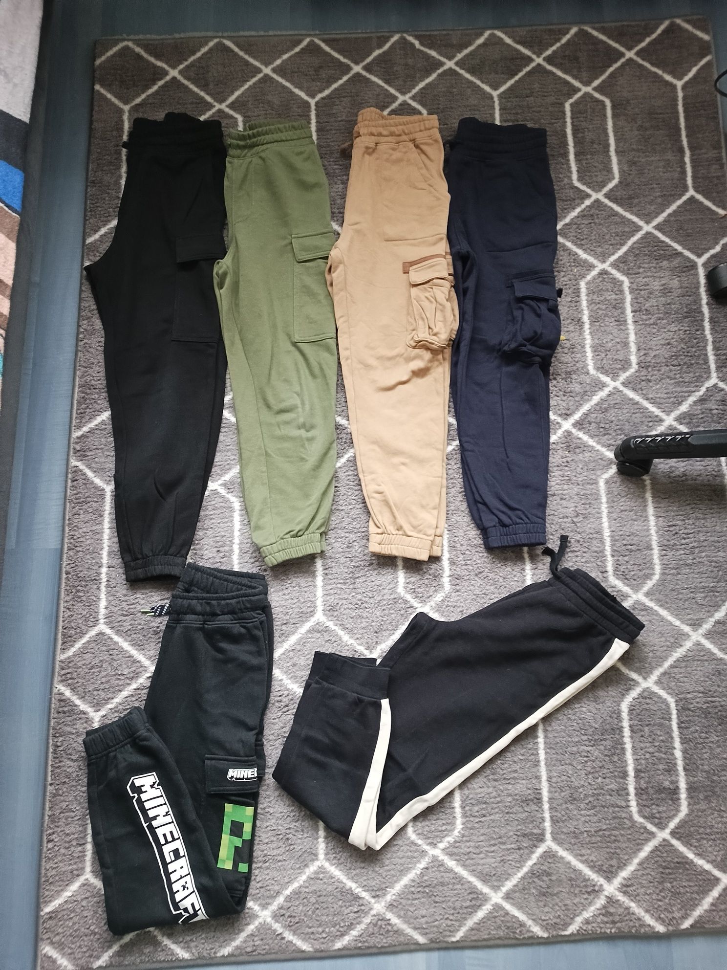Spodnie dresowe cargo h&m 140 joggersy Minecraft
