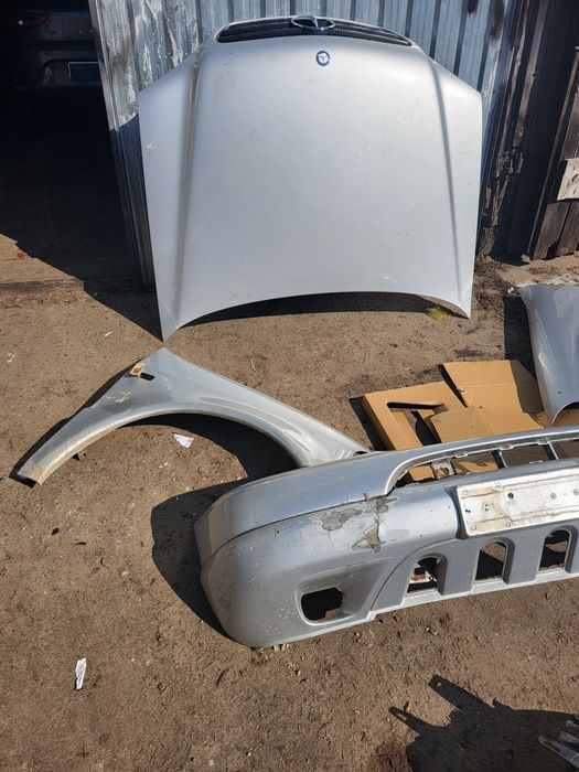 Zderzak maska Lampy Mercedes Ml w 163