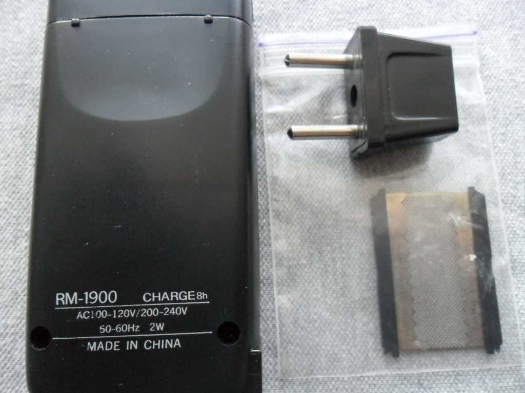 Бритву  на  аккумуляторе  REINHART  RM - 1900 - рабочее  состояние