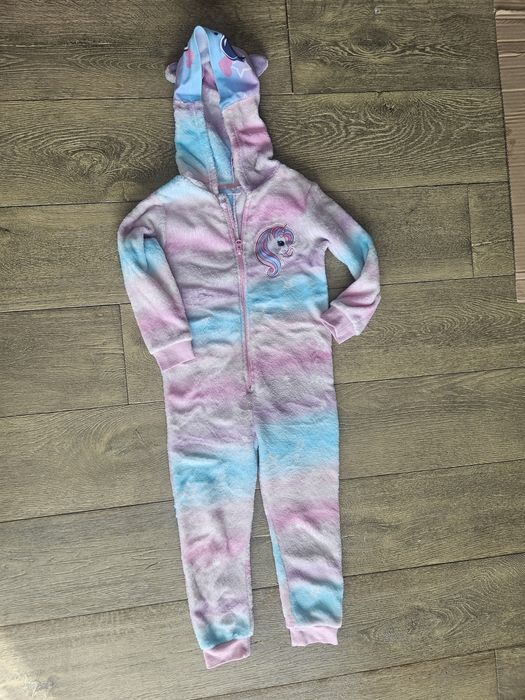 Piżamka jednoczęściowa/ Strój r. 110/116