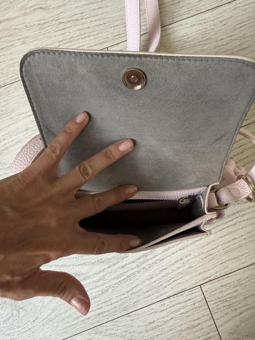 Сумка клач світла рожева через плече кросбоді оригінал tommy hilfiger