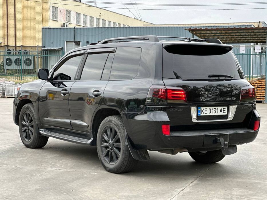 Продам лексус LX 570 срочно