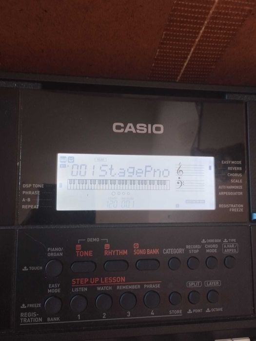 Casio CT-X700 + Suporte Quiklok