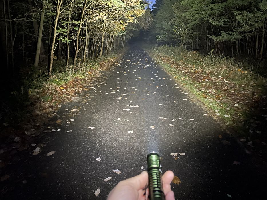 Mocna latarka wurkkos 4500 lum aku5500mah