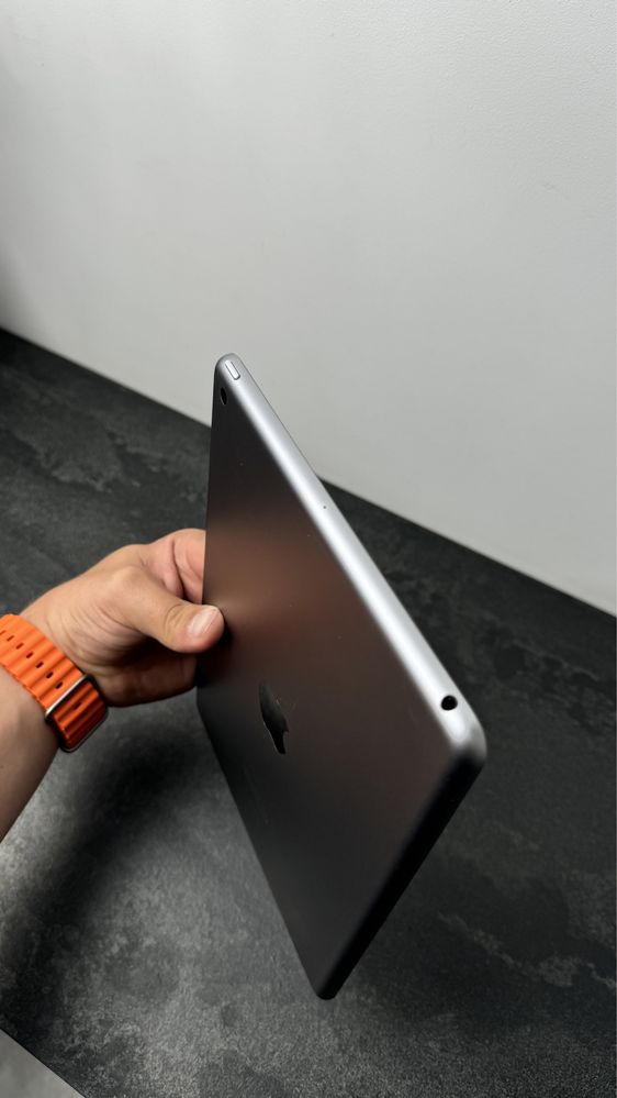 iPad 6 32GB Space Gray WiFi+LTE