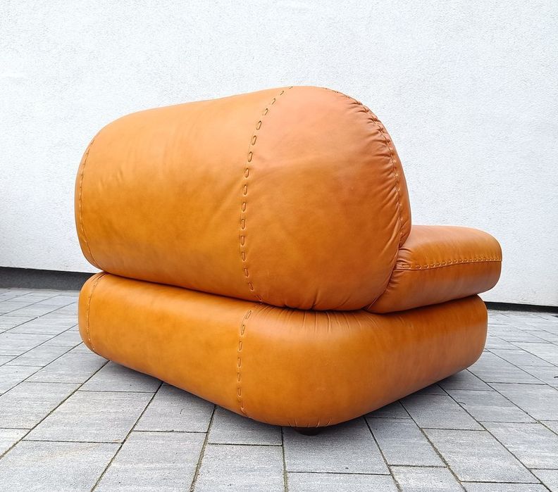 Sofa i fotele Mobil Girgi, design Sapporo, Włochy lata 70