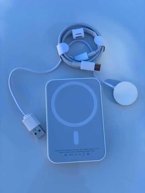 Смарт часы с наушниками и зарядкой  3 в 1, беспроводные наушники