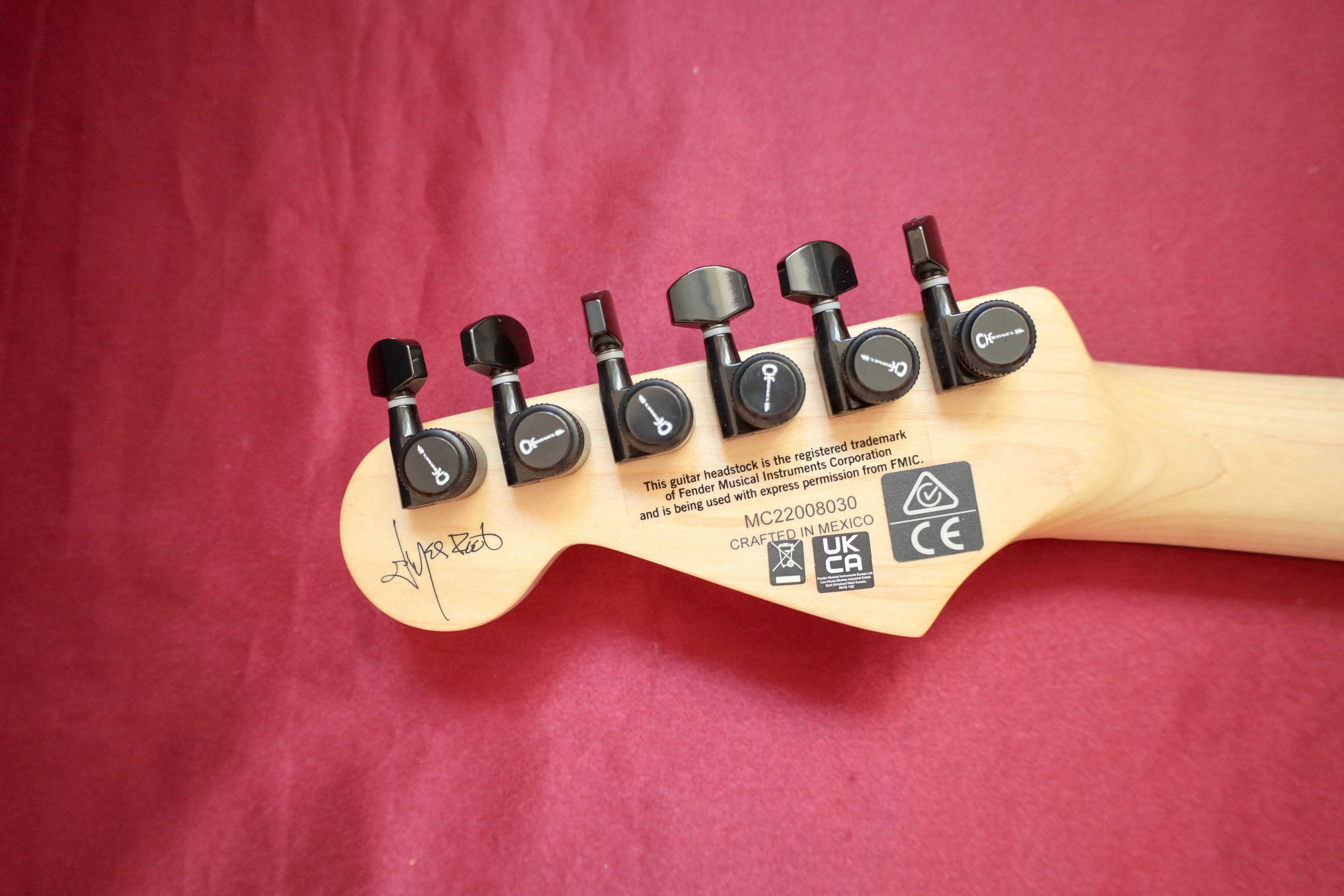 Charvel  Jim Root Signature Pro-Mod San Dimas Style 1 HH FR E
