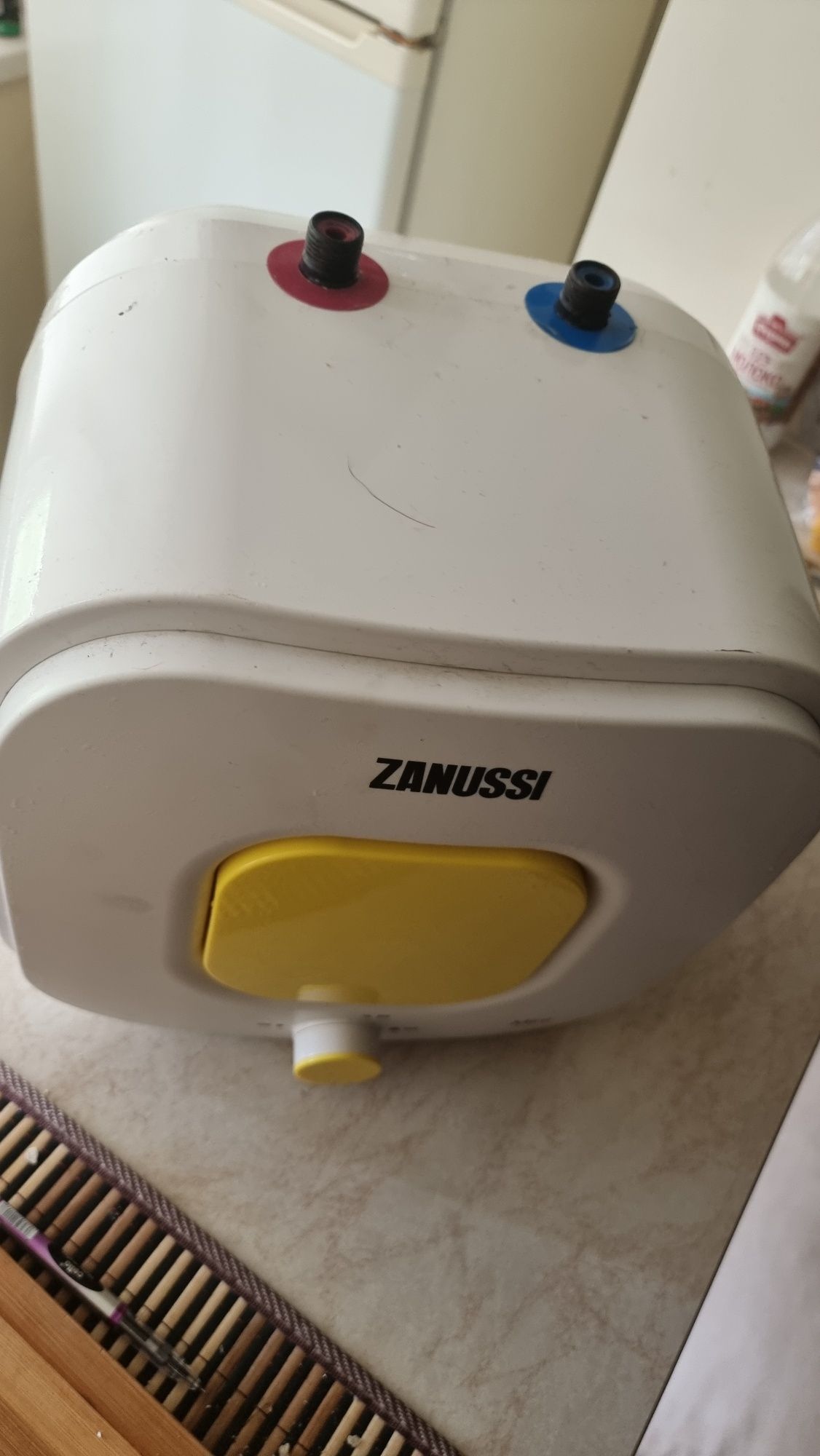 Бойлер mini. Zanussi