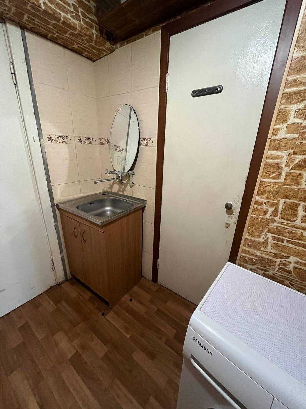 Продам 1к. изолированную гостинку 21м/кв Одесская (403690)