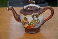 Antyczny porcelanowy Chiński czajnik ,sygnowany