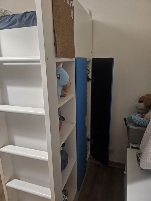 Cama Alta com secretaria e colchão IKEA