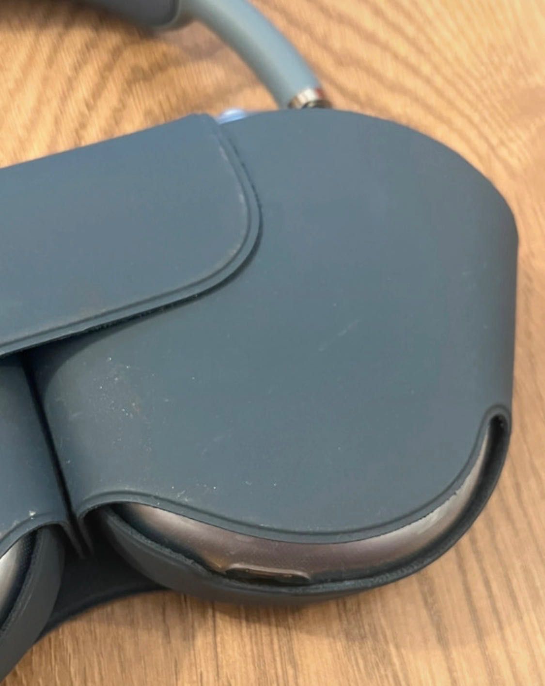 Airpods max apole