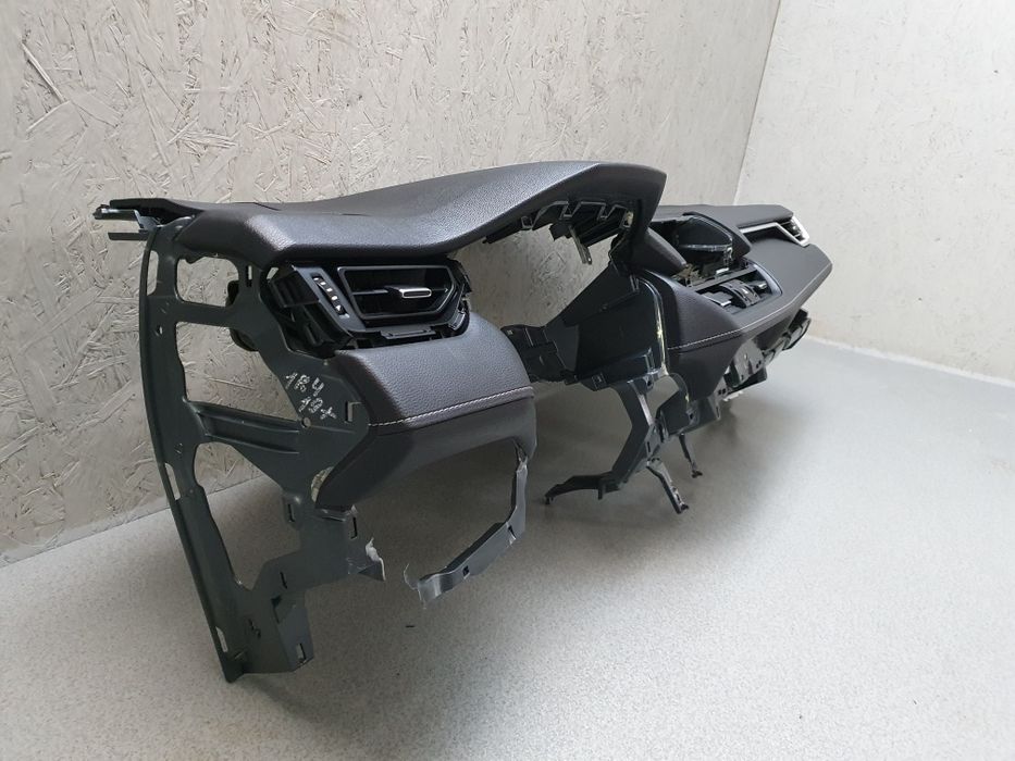 Торпеда панель Toyota Rav4 2019-2023  Розборка